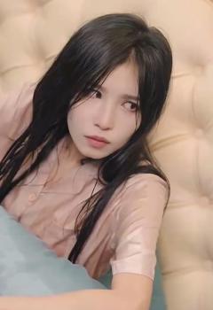 《身体互换后首富老公每天替我受虐》
