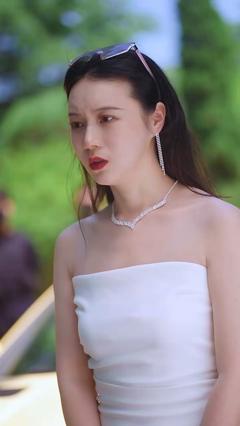 《霸道女总裁的超级尊王》